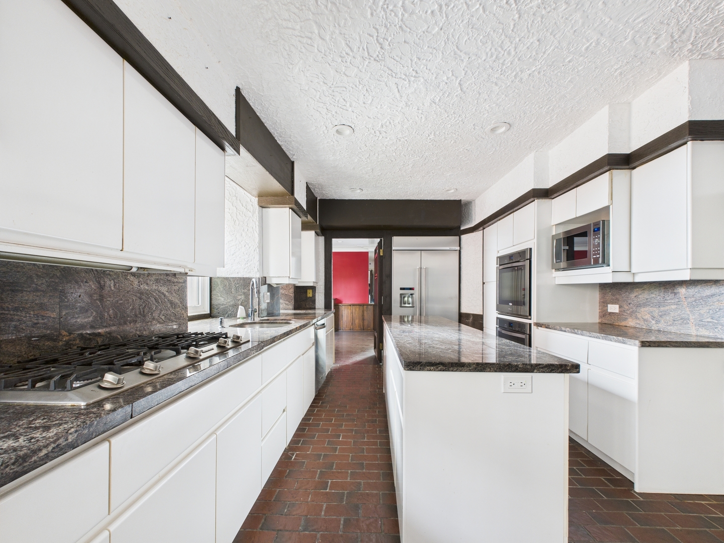 5555 S Everett Avenue #B3-4, Chicago, IL 60637
