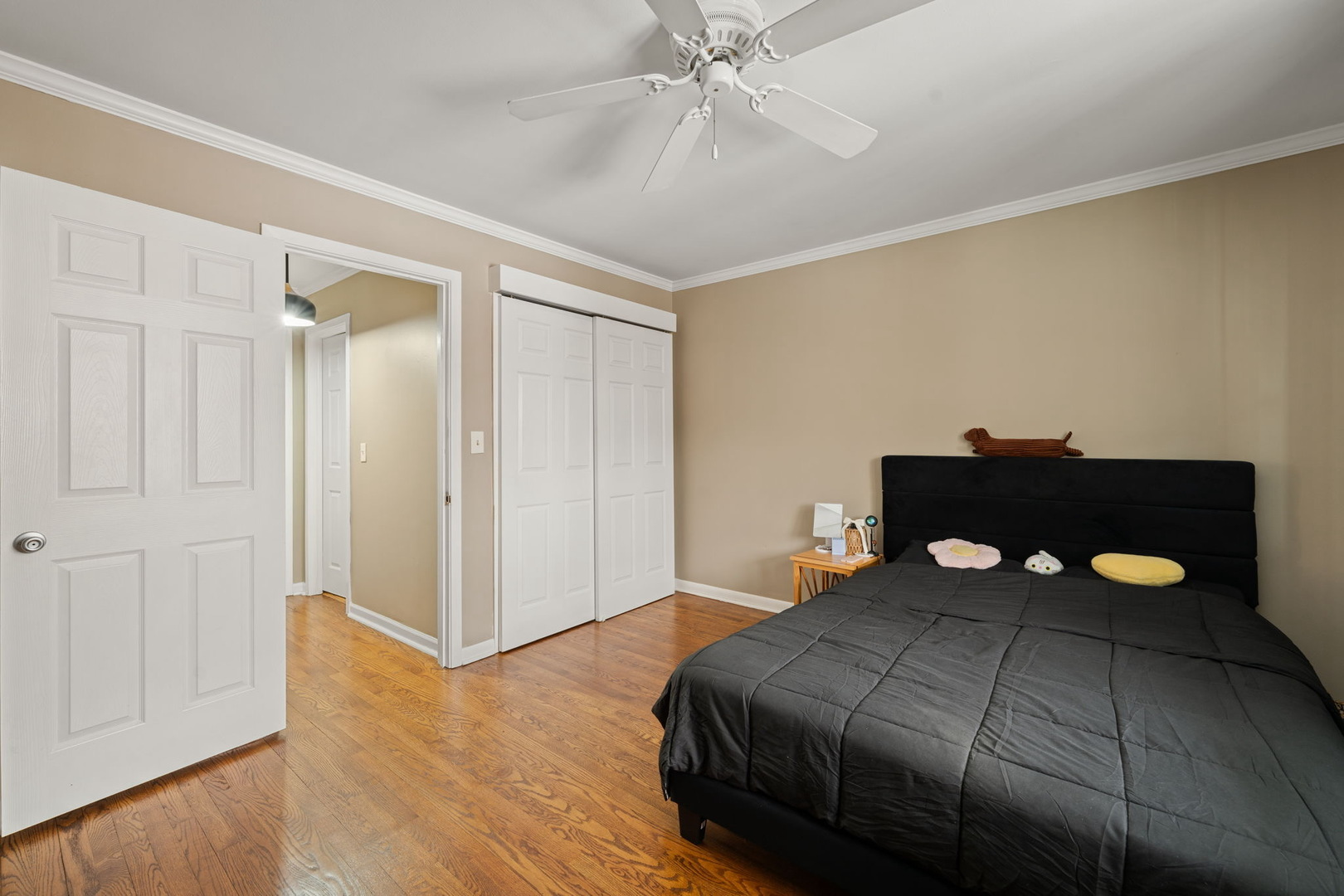 2000 Parkside Drive #B2, Park Ridge, IL 60068