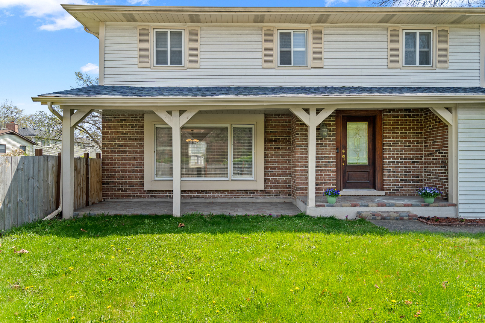 861 Saxon Place, Buffalo Grove, IL 60089