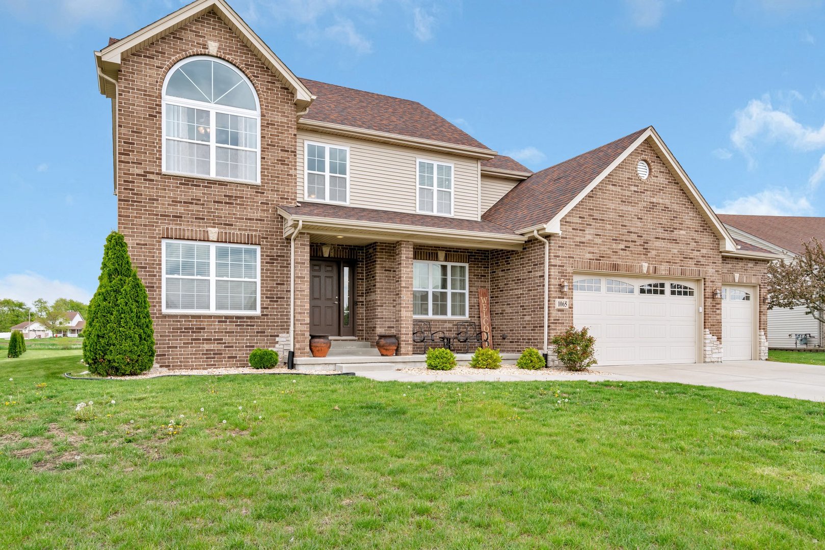 1065 Farmstone Drive, Diamond, IL 60416