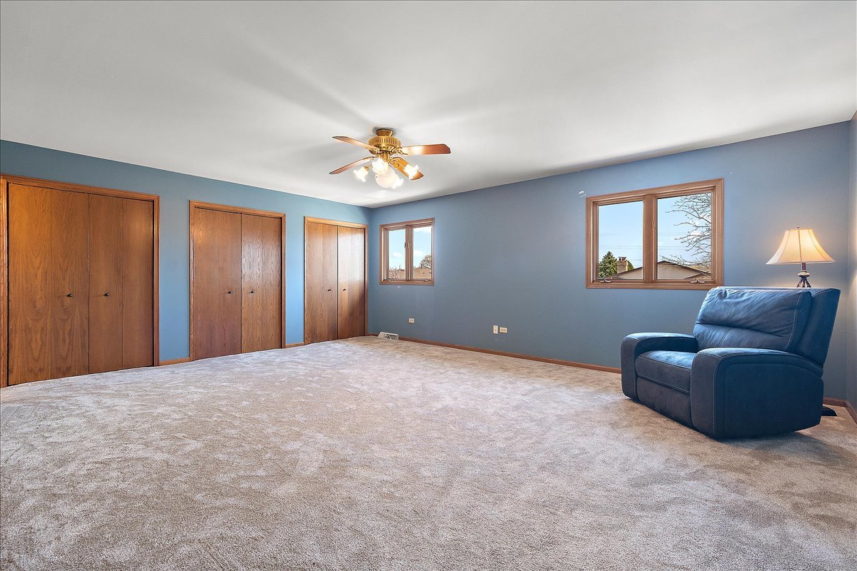 17752 Lilac Lane, Tinley Park, IL 60477