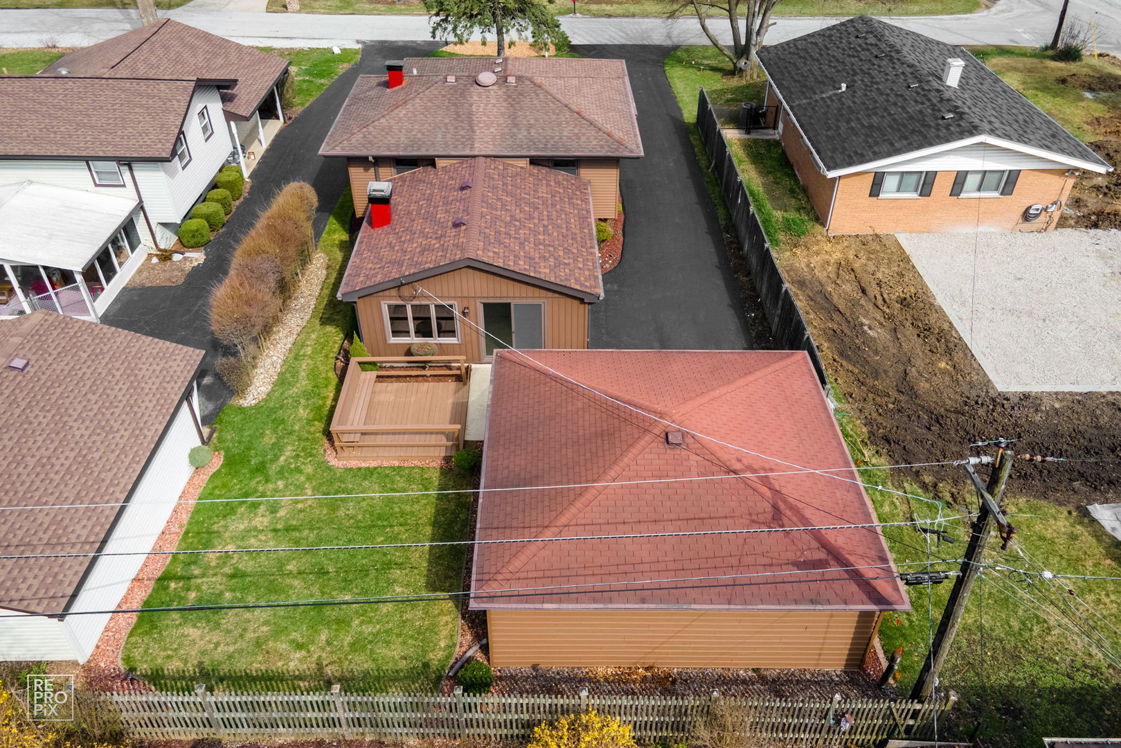 5890 Alabama Avenue, Clarendon Hills, IL 60514