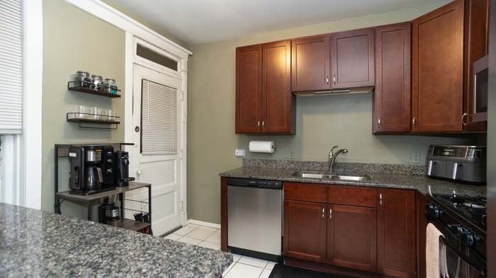 2743 N Hampden Court #1E, Chicago, IL 60614