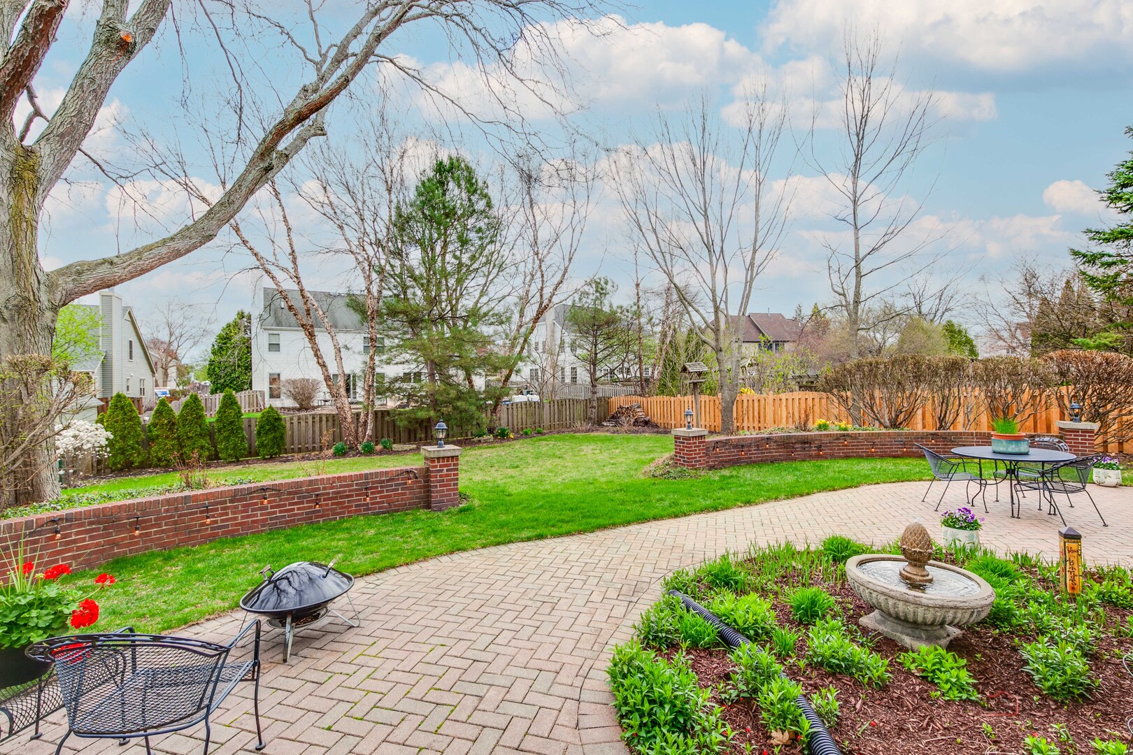 1641 Alemeda Lane, Mundelein, IL 60060