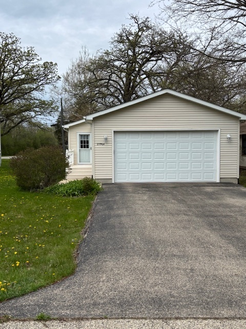 25564 W Arcade Drive, Lake Villa, IL 60046