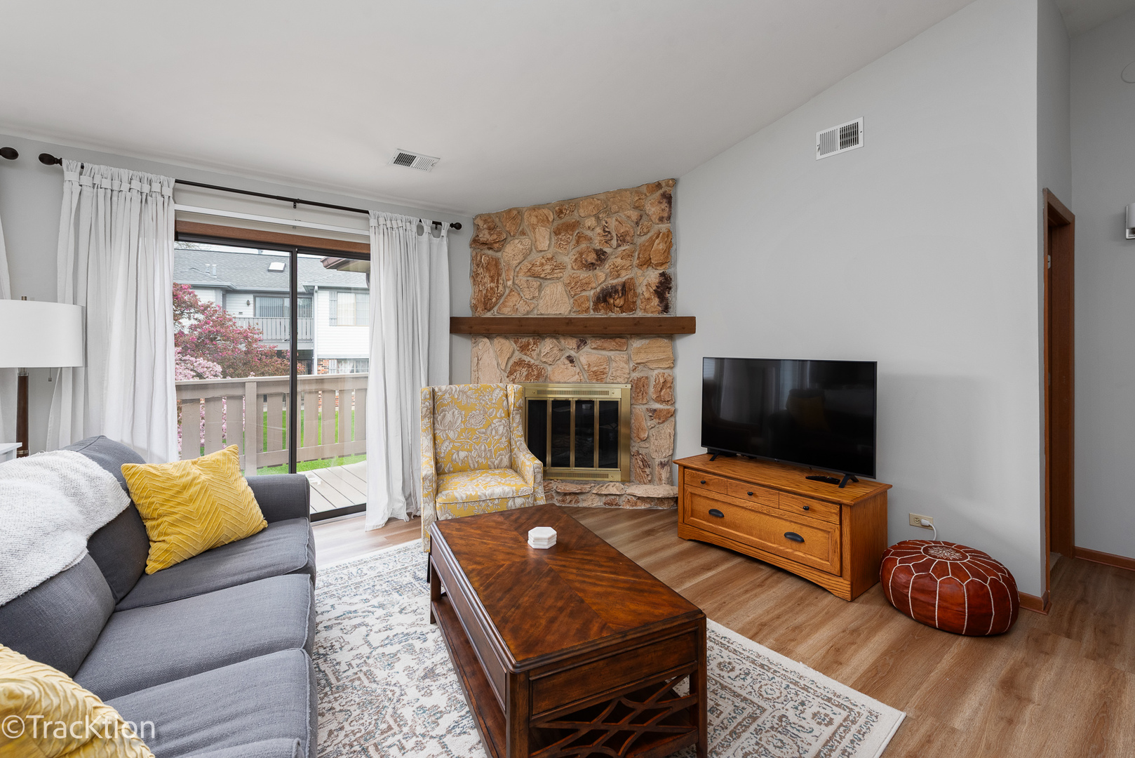 1650 W Partridge Lane #2, Arlington Heights, IL 60004
