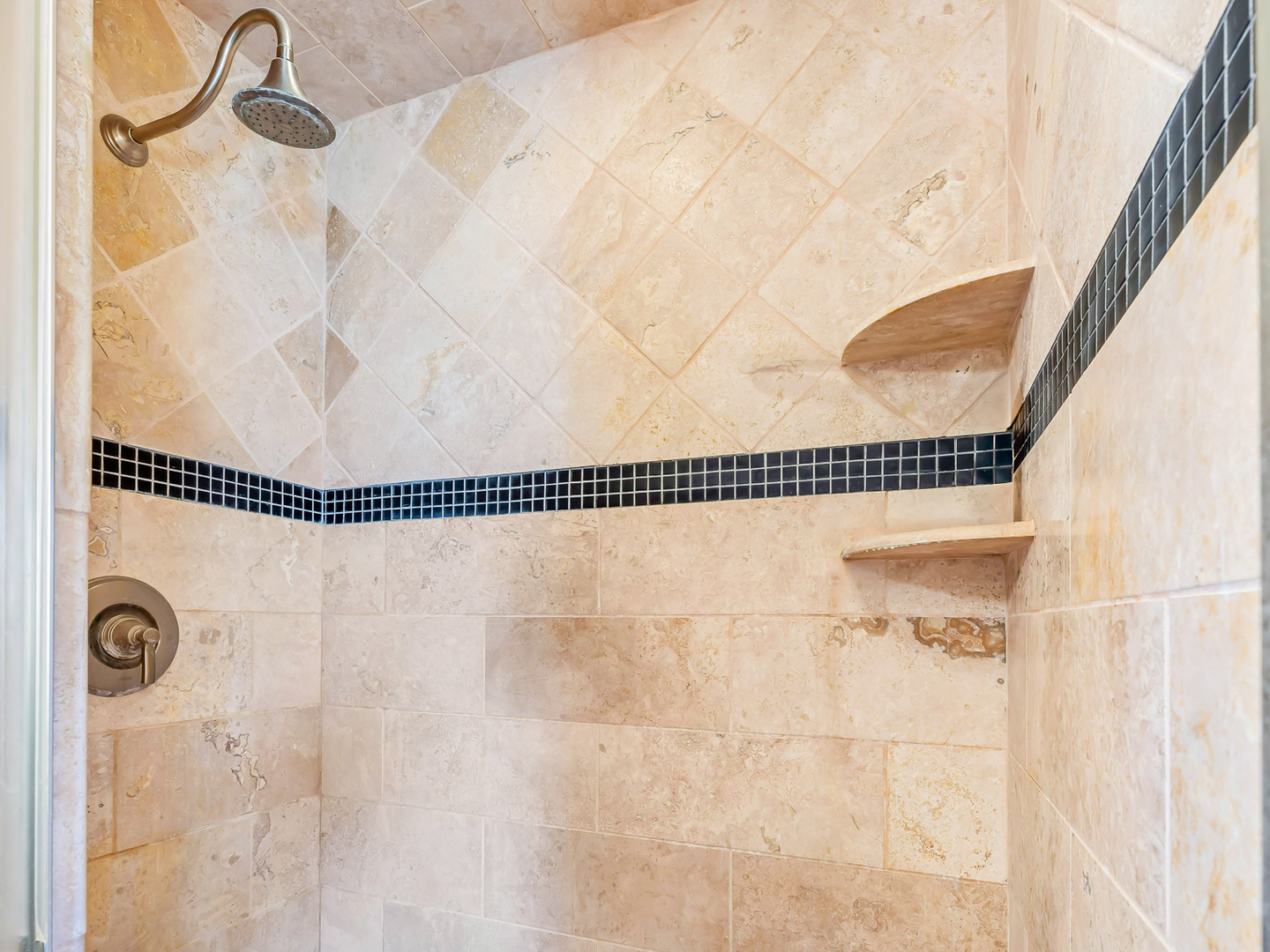 9824 N Hickory Lane, St. John, IN 46373