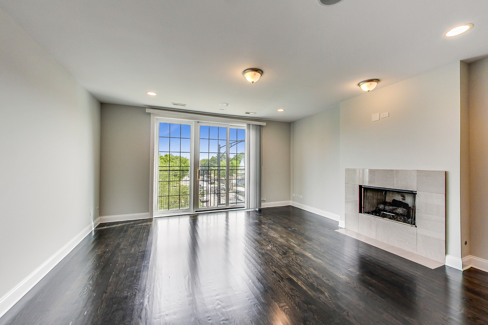 3332 W Palmer Street #3E, Chicago, IL 60647