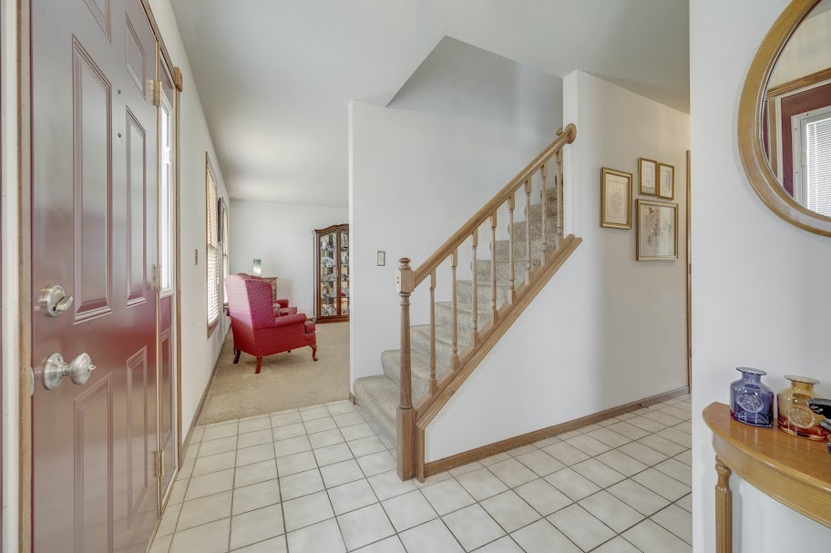227 N Hickory Street, Cortland, IL 60112