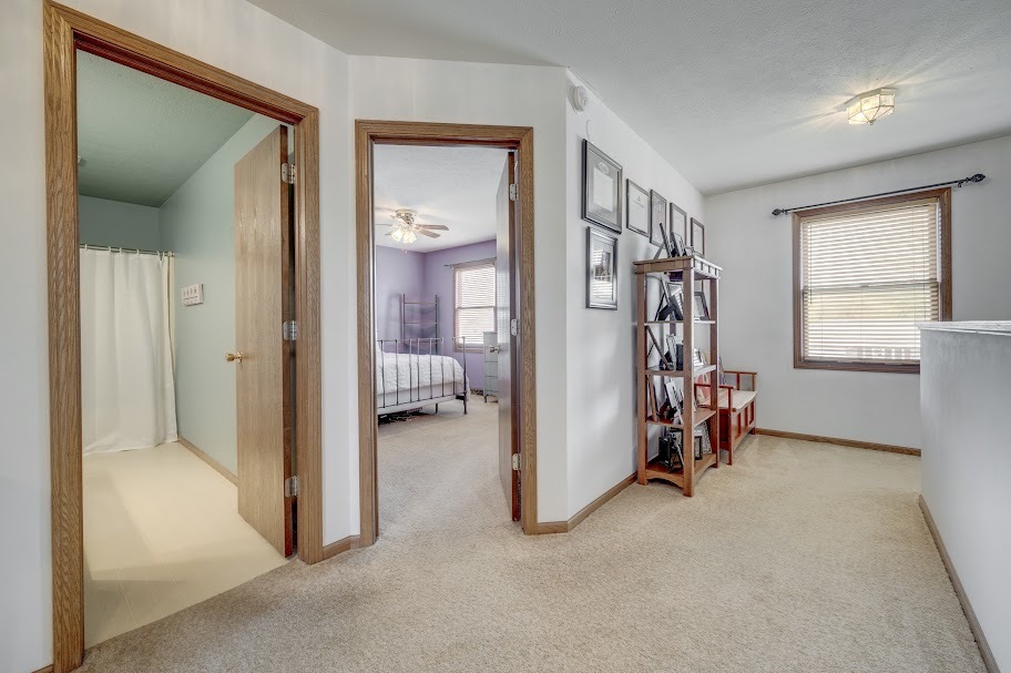 227 N Hickory Street, Cortland, IL 60112