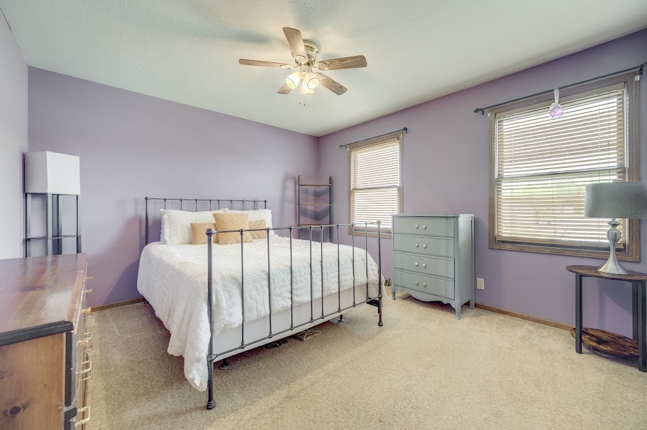 227 N Hickory Street, Cortland, IL 60112