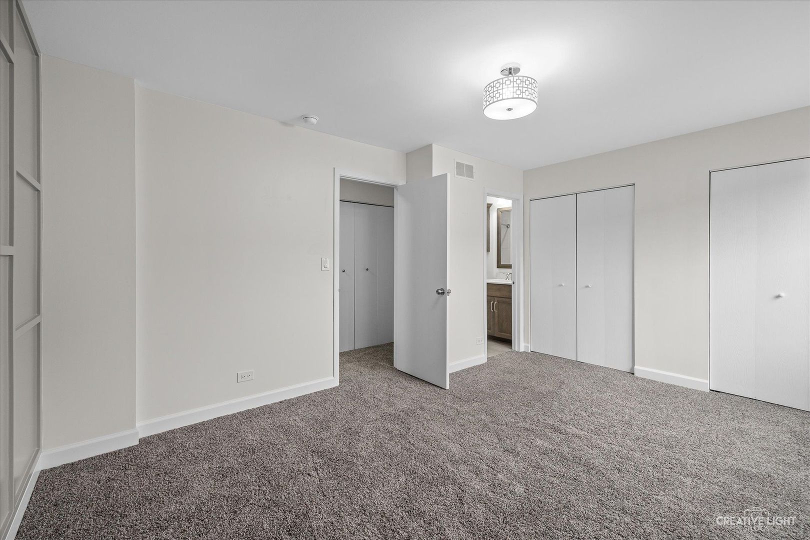 2629 Oakshire Court #2629, Aurora, IL 60502