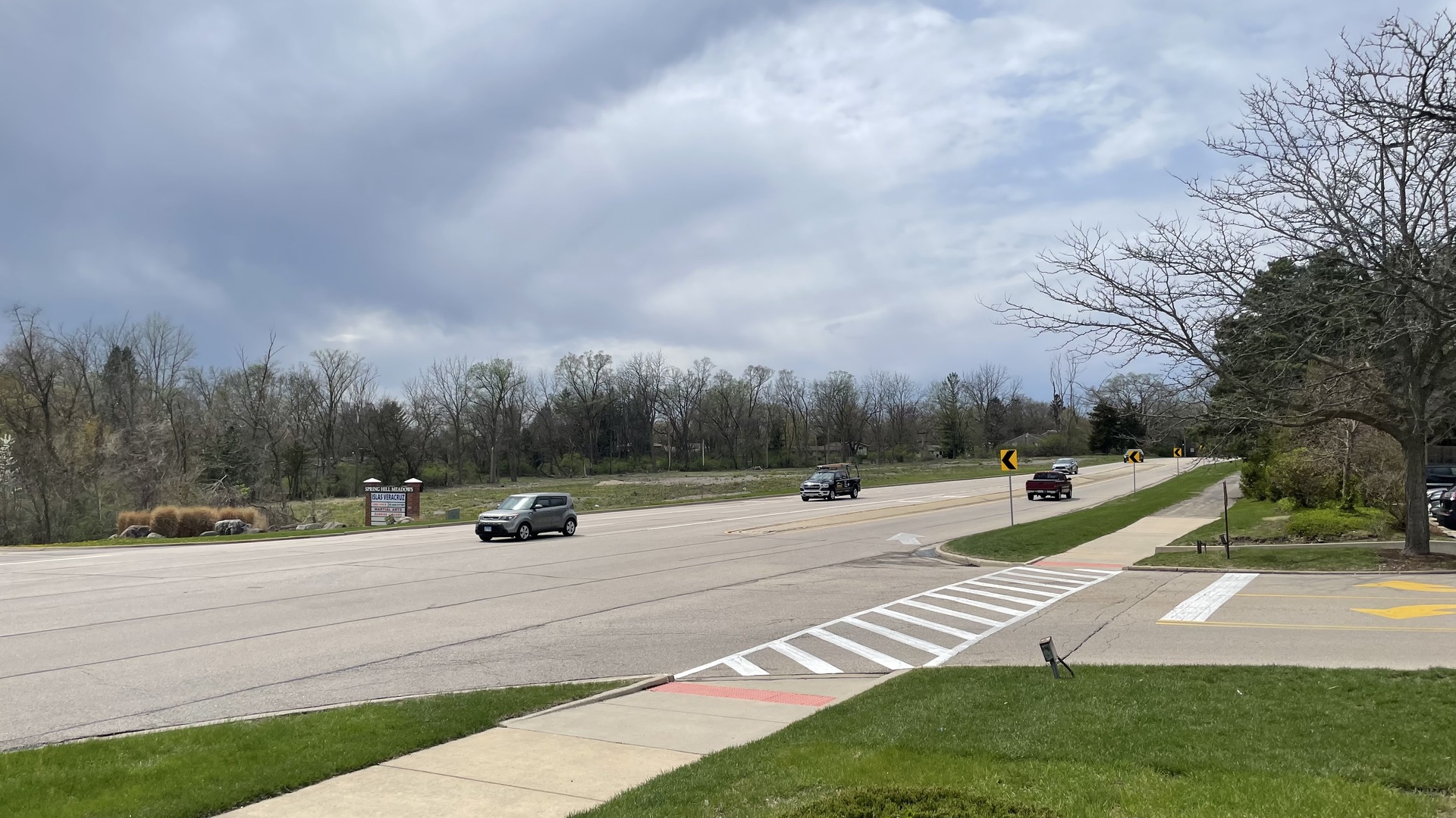 1601 Higgins Road, Sleepy Hollow, IL 60118