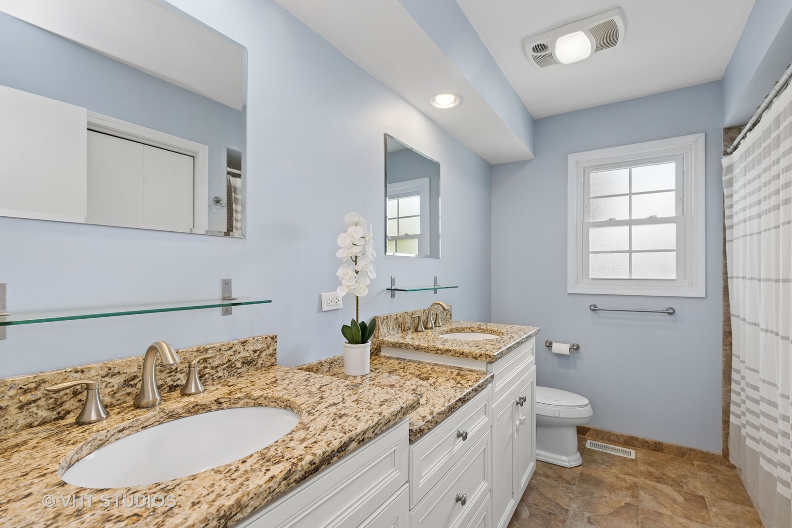 69 N Idlewild Avenue, Mundelein, IL 60060