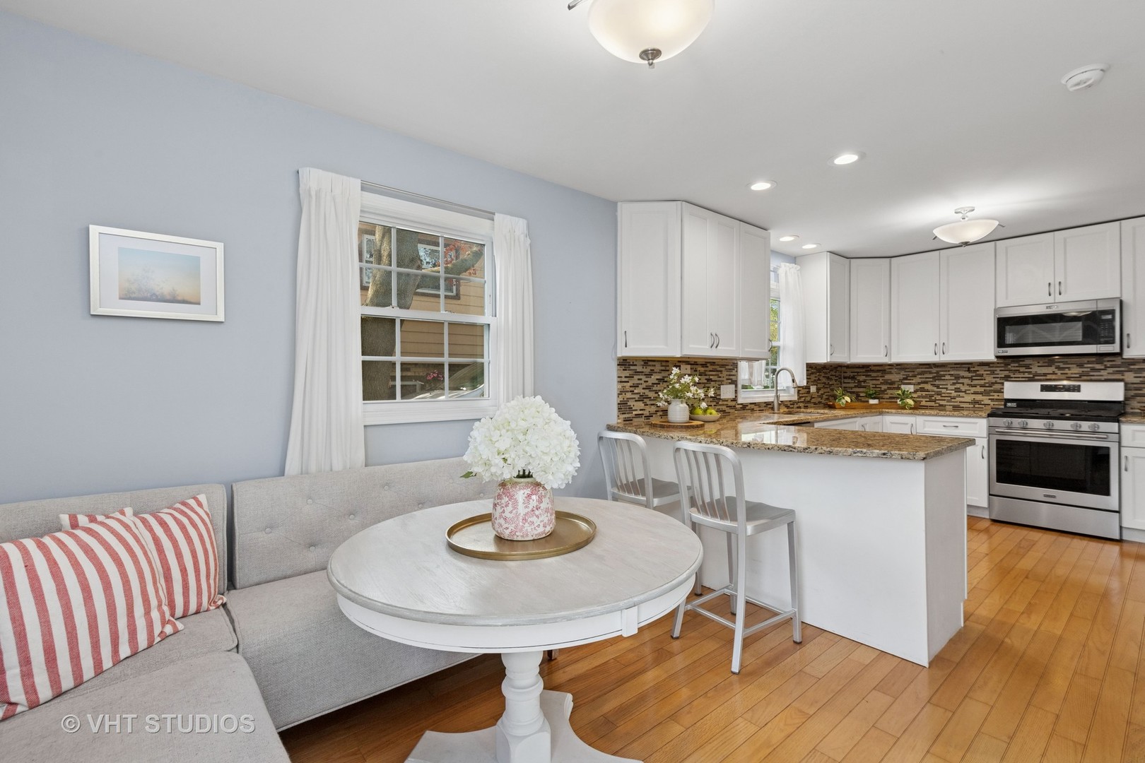 69 N Idlewild Avenue, Mundelein, IL 60060