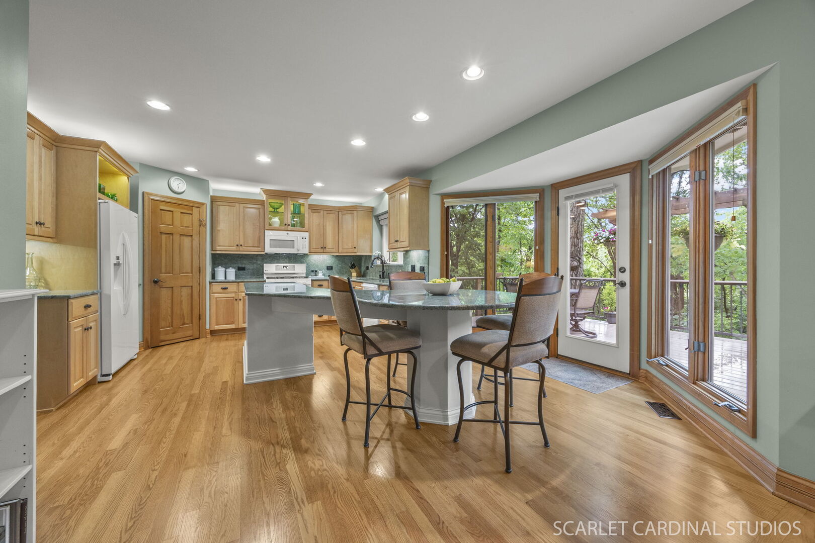 645 Rosewood Drive, West Chicago, IL 60185