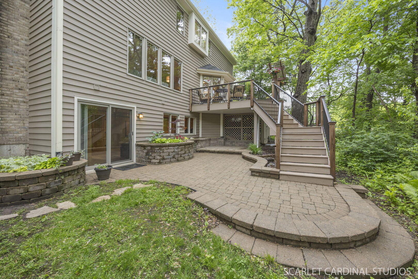645 Rosewood Drive, West Chicago, IL 60185