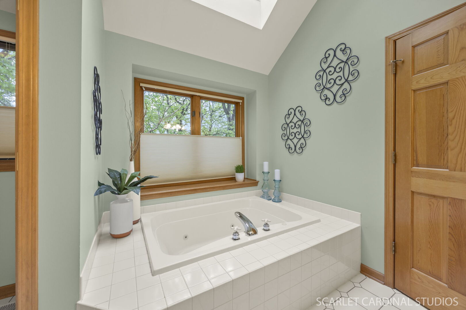 645 Rosewood Drive, West Chicago, IL 60185