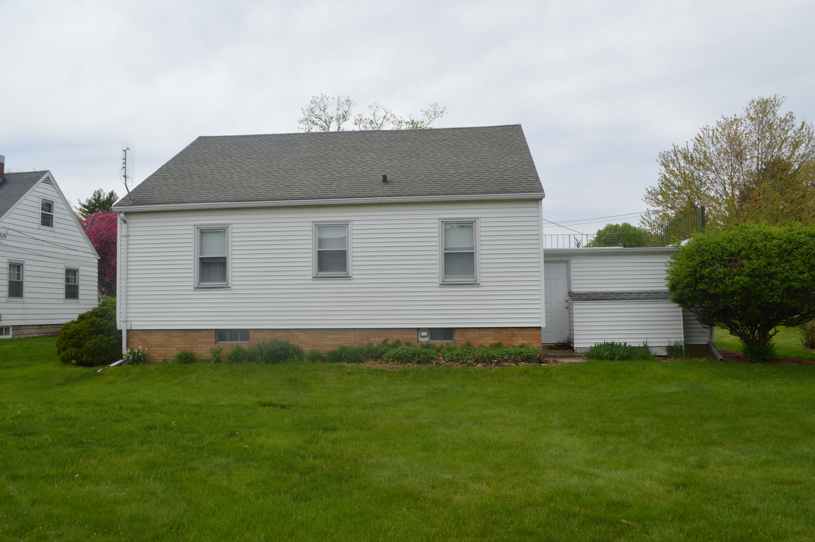 933 S 5th Street, Princeton, IL 61356
