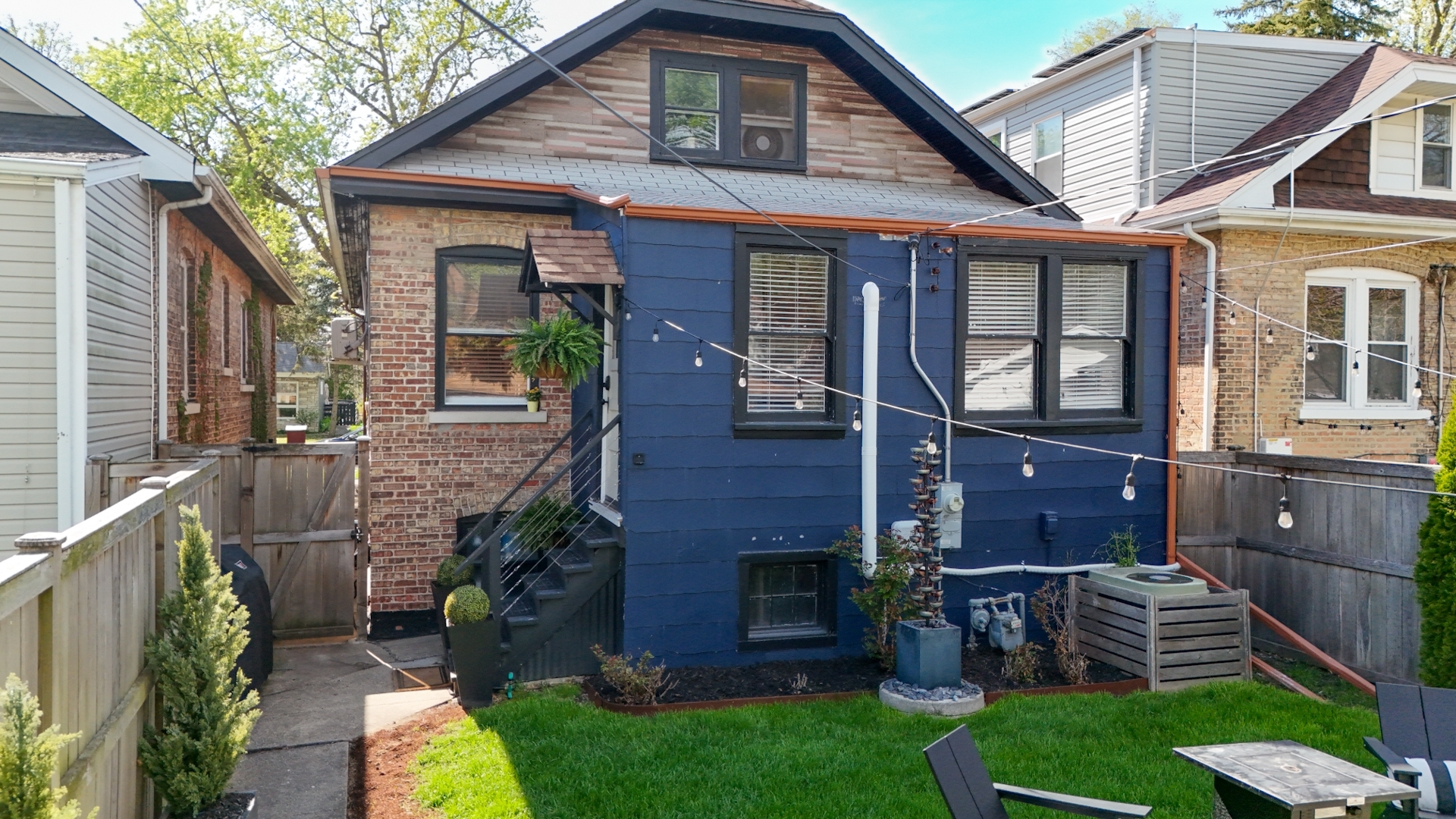 3621 Madison Avenue, Brookfield, IL 60513