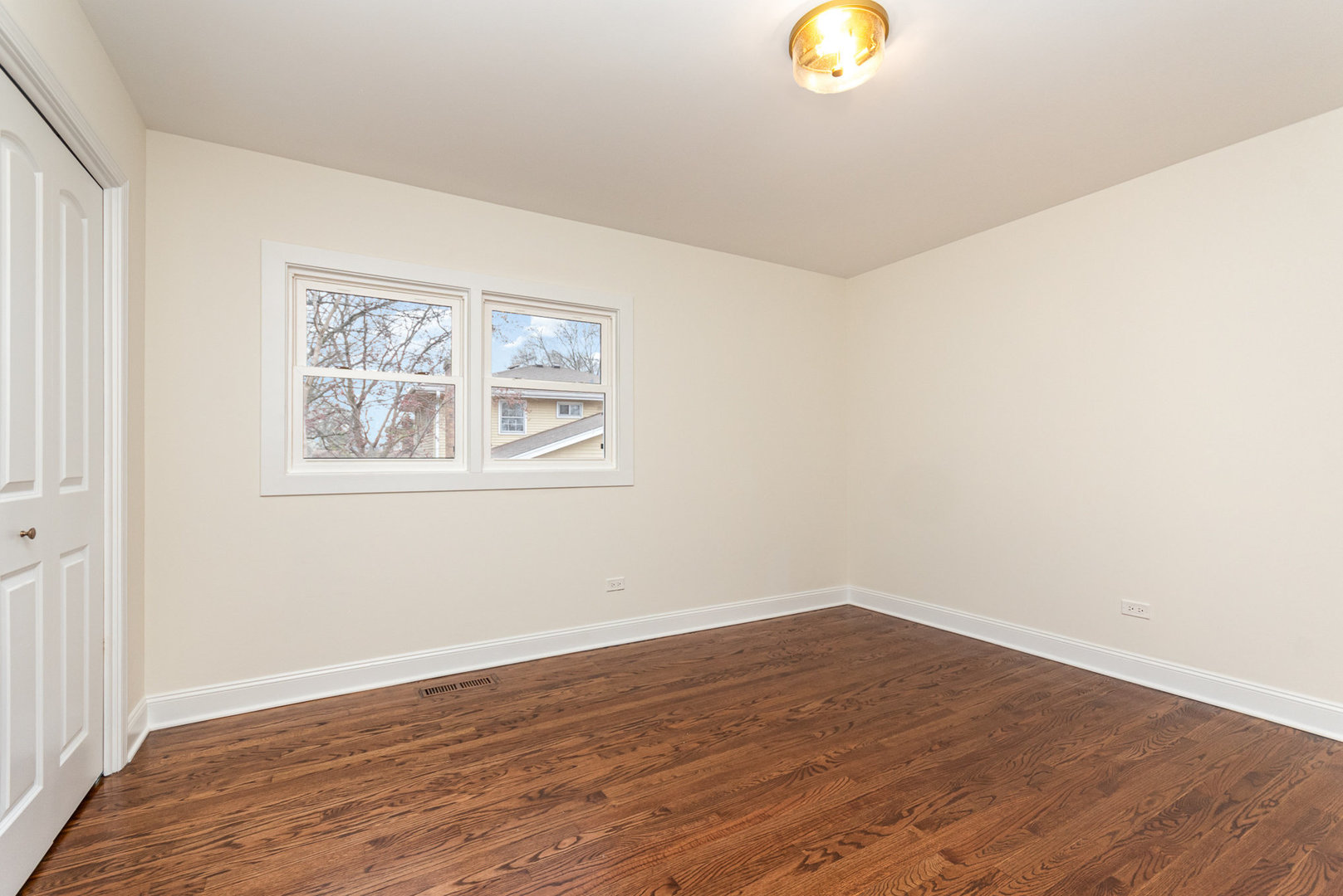 116 Waxwing Avenue, Naperville, IL 60565