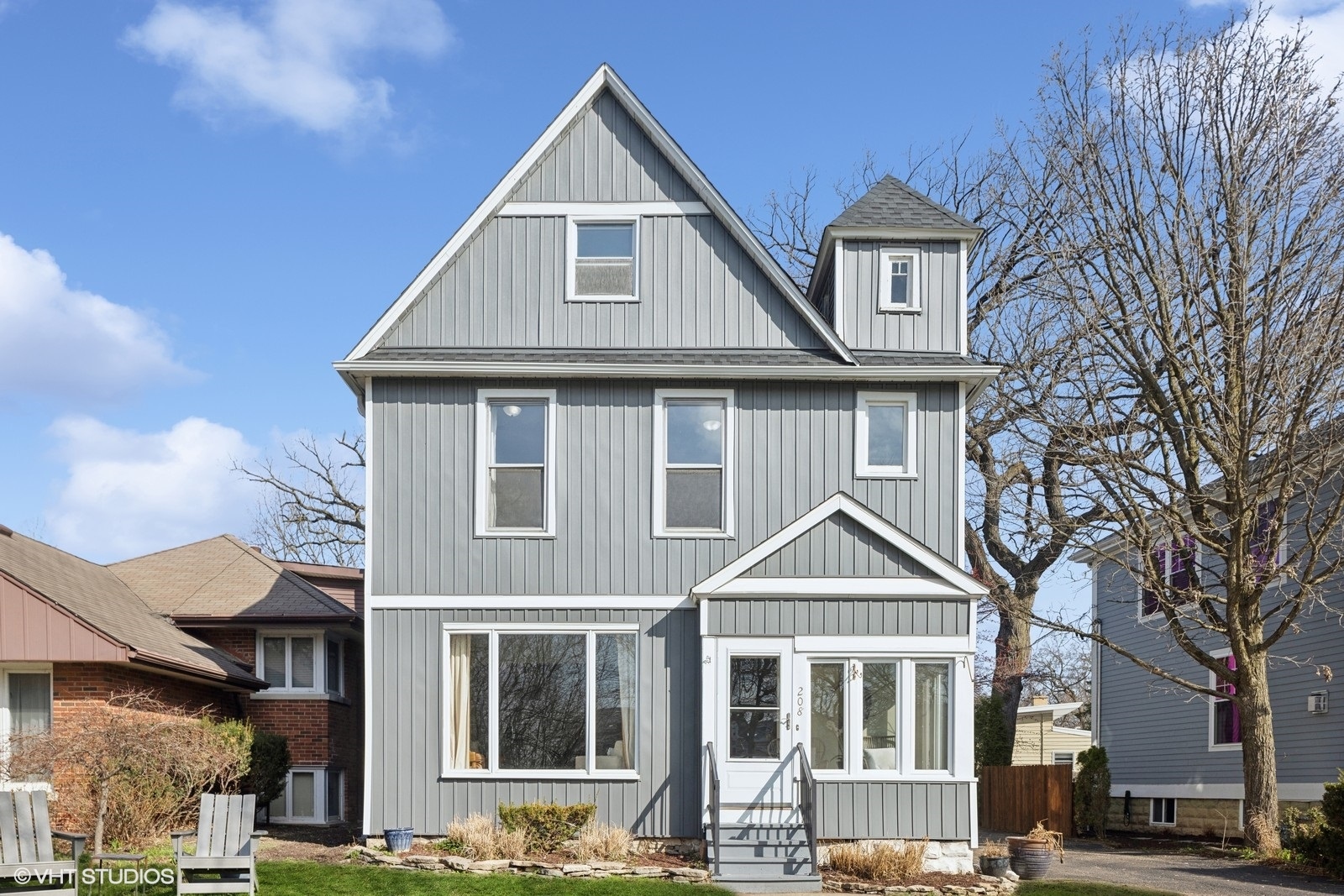 208 Fairbank Road, Riverside, IL 60546
