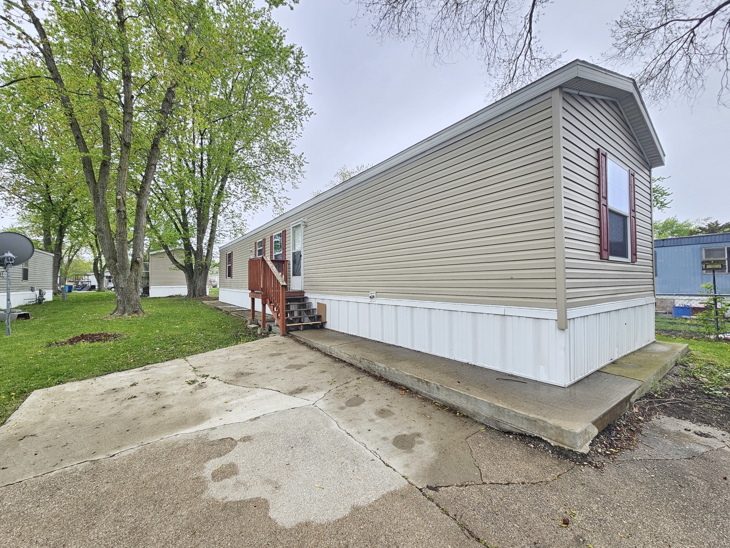 209 Wren Drive, Pontiac, IL 61764