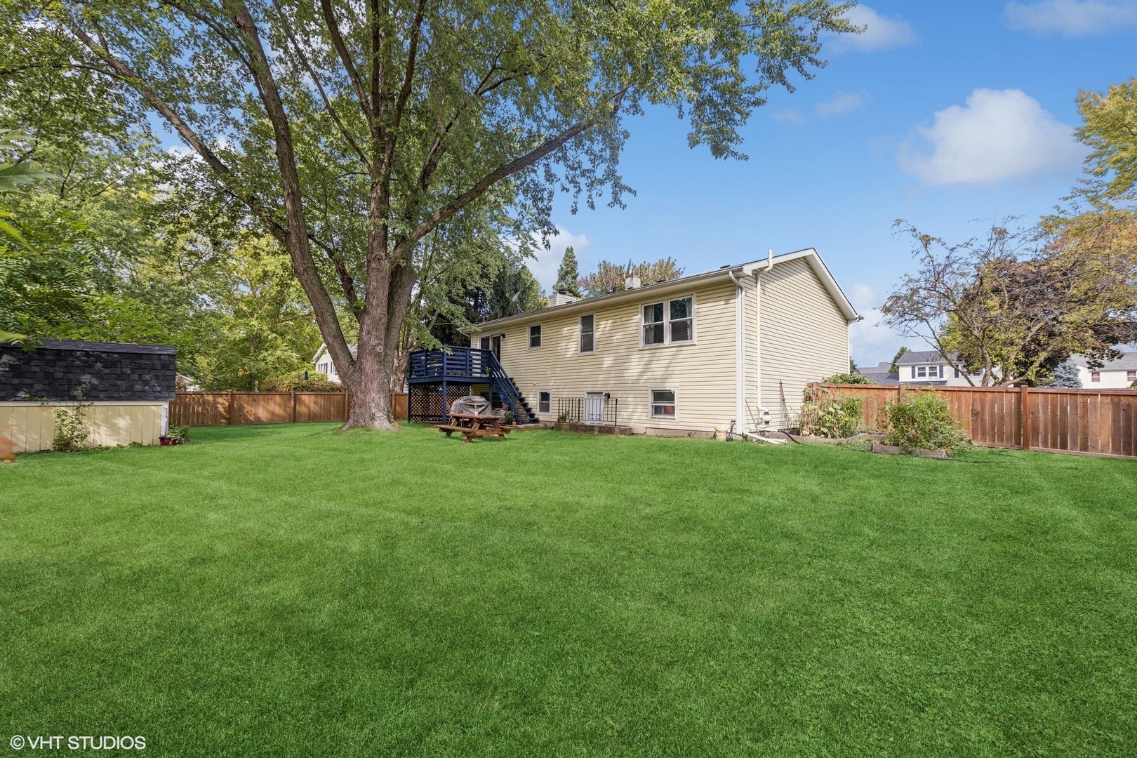 1517 Charleston Street, Batavia, IL 60510