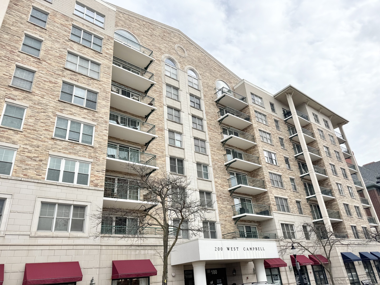 200 W Campbell Street #203, Arlington Heights, IL 60005