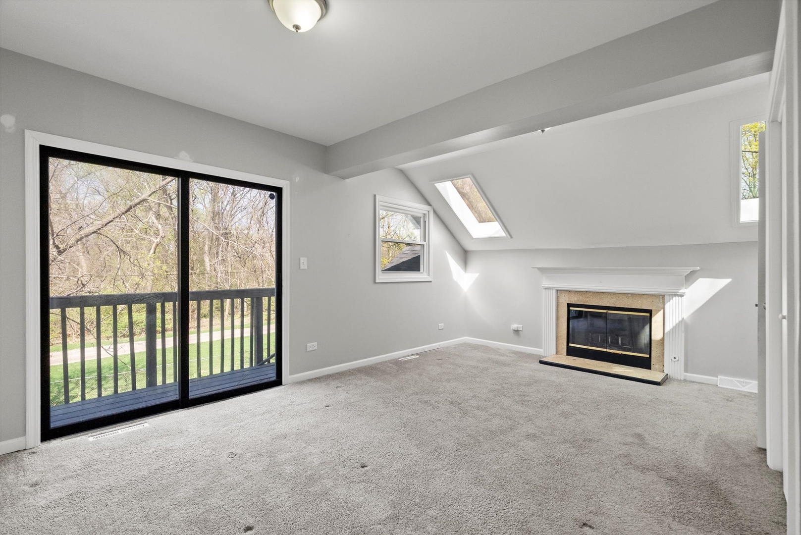 32W266 Glos Street, Wayne, IL 60184