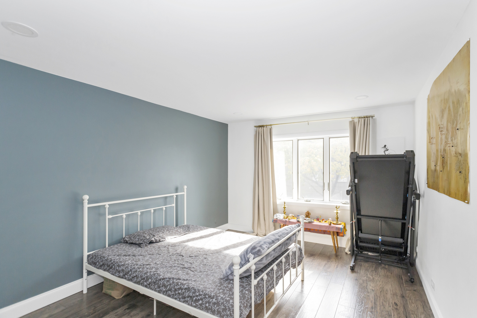 900 Center Street #2I, Des Plaines, IL 60016