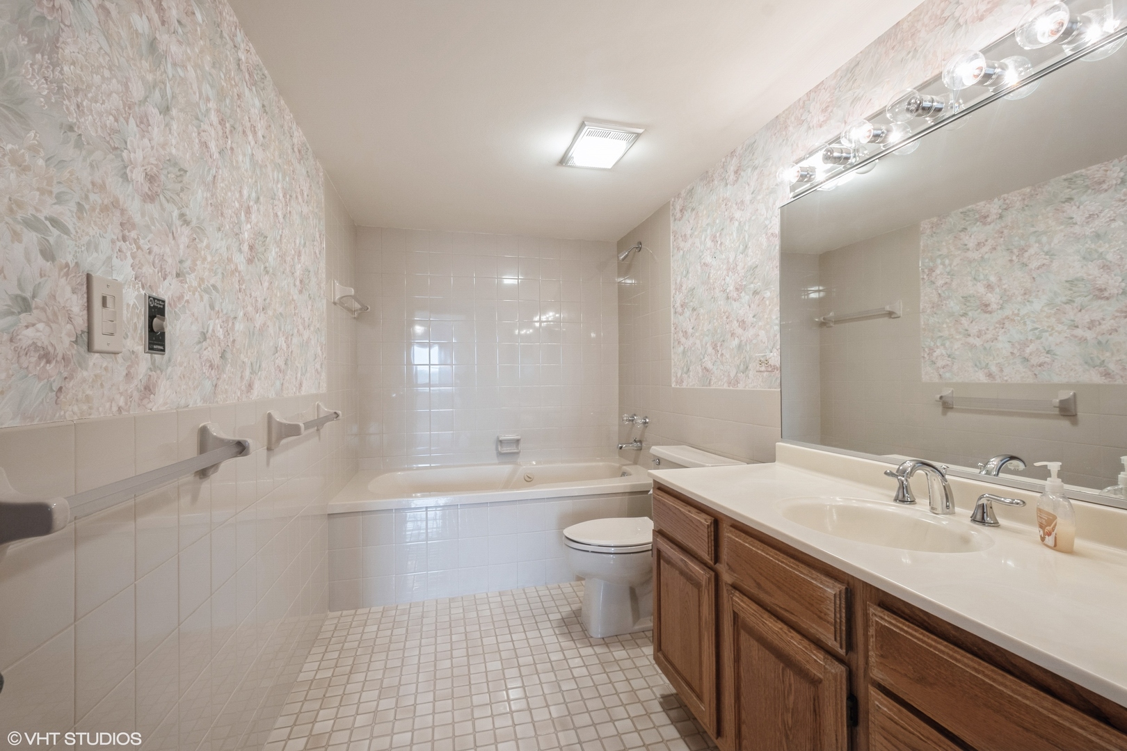 101 SUMMIT Avenue #307, Park Ridge, IL 60068