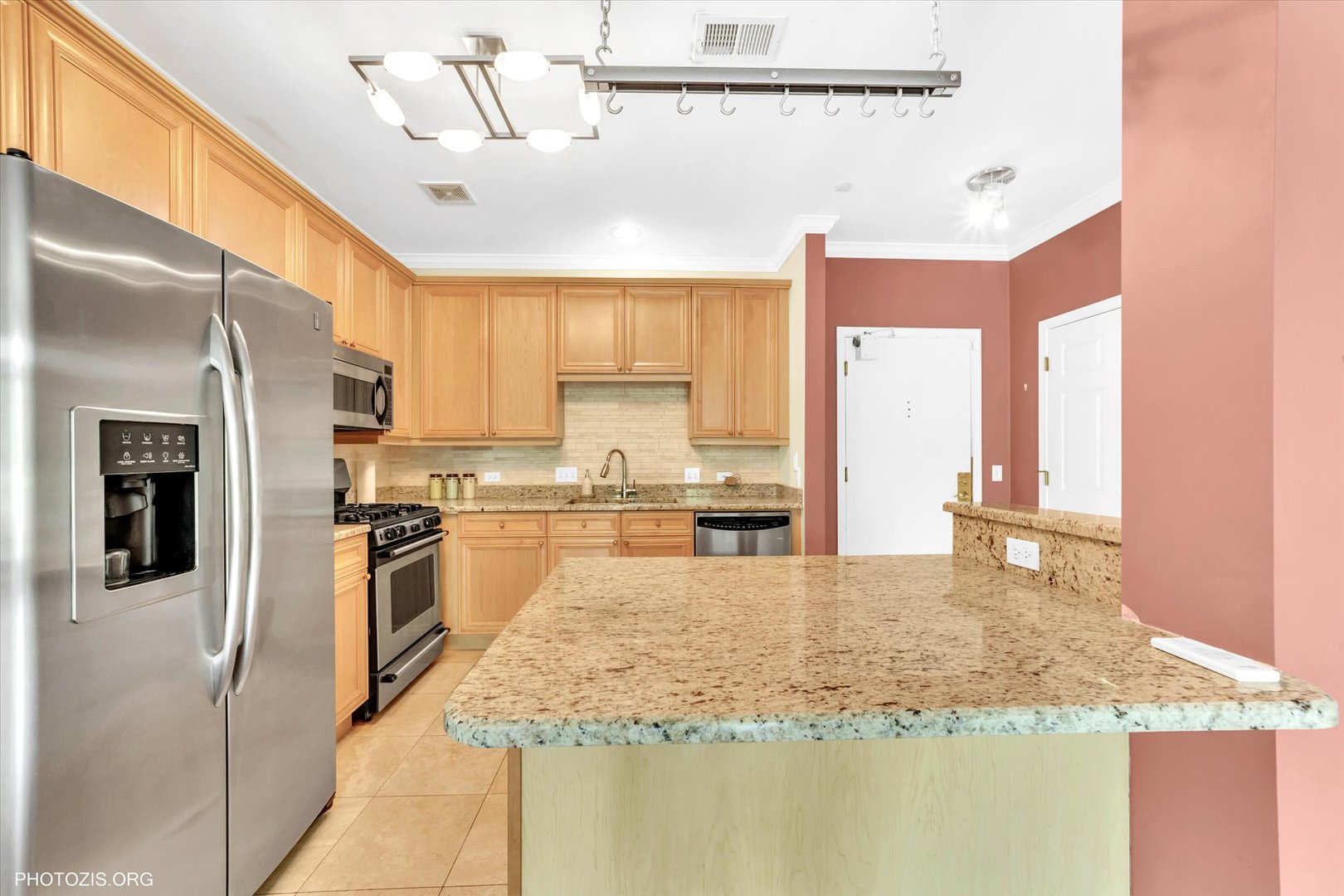 640 Mchenry Road #106, Wheeling, IL 60090