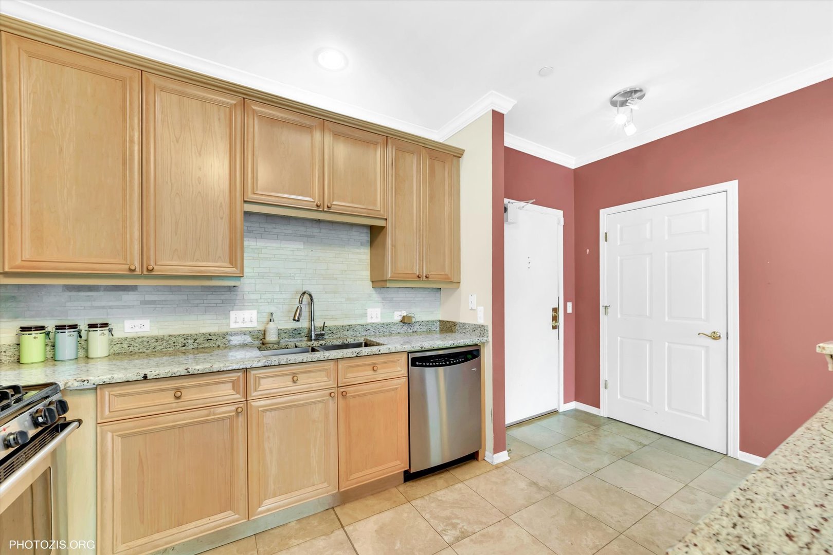 640 Mchenry Road #106, Wheeling, IL 60090