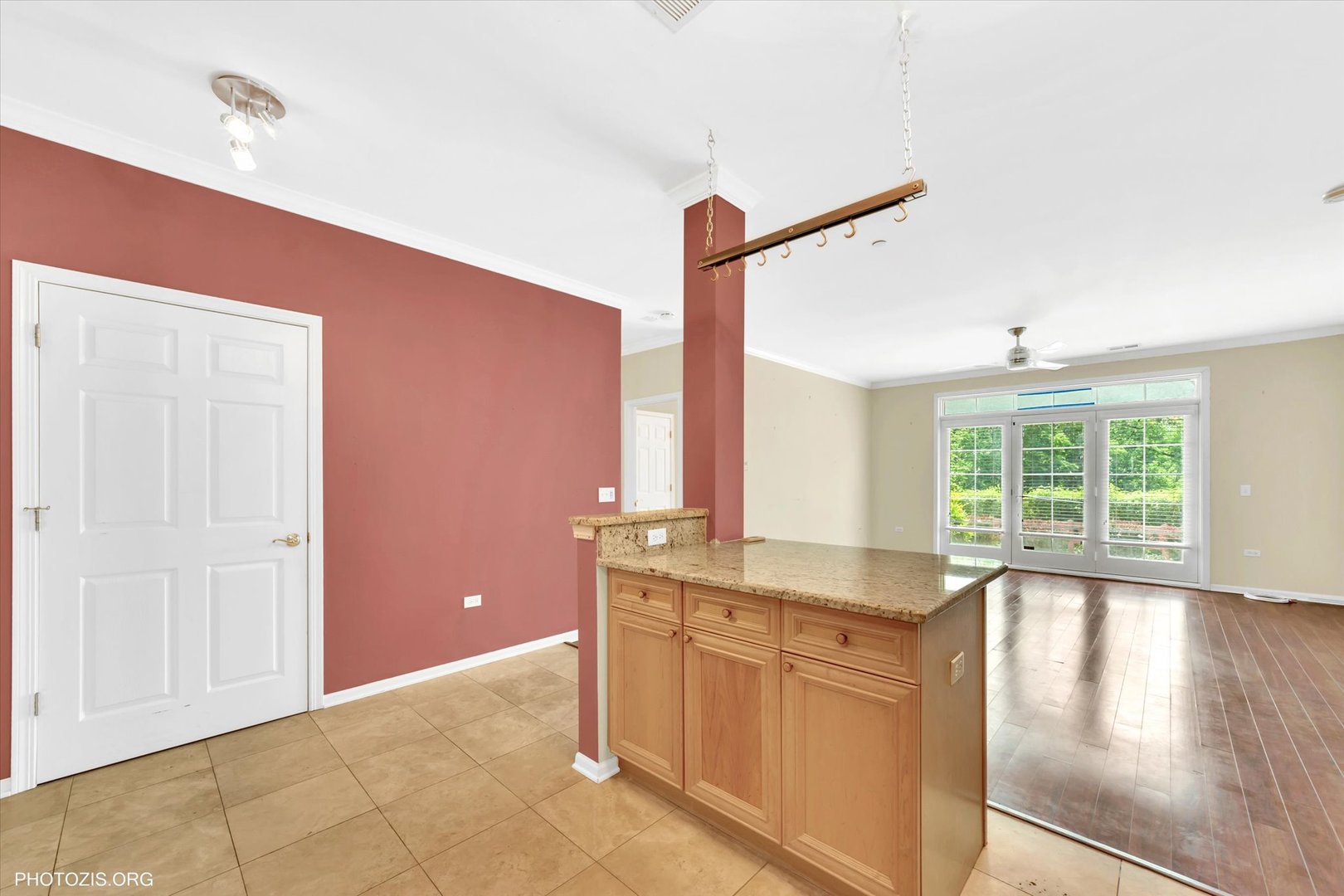 640 Mchenry Road #106, Wheeling, IL 60090
