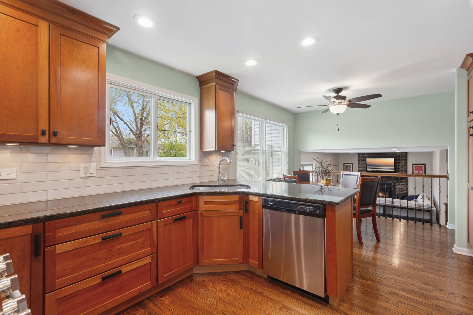 759 Dunmore Lane, Bartlett, IL 60103
