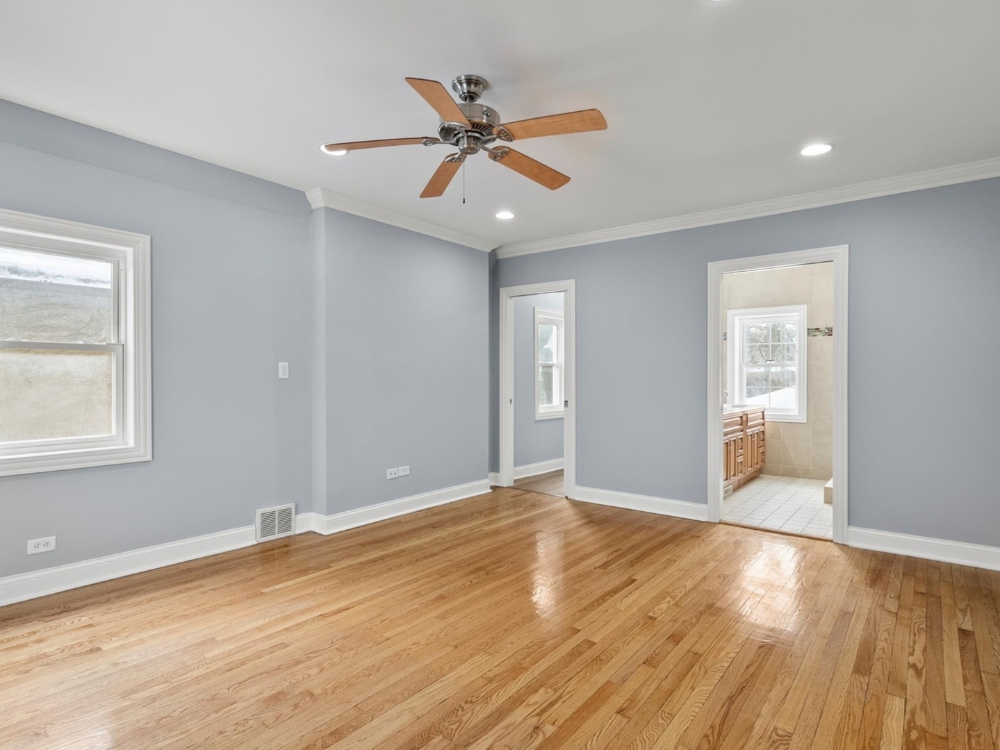 9340 S Vanderpoel Avenue, Chicago, IL 60643
