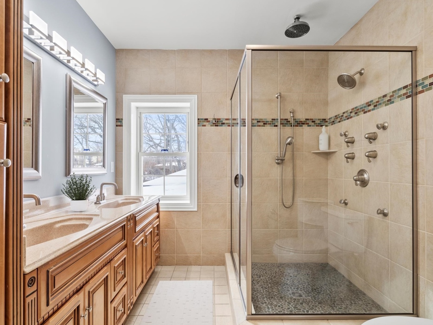 9340 S Vanderpoel Avenue, Chicago, IL 60643