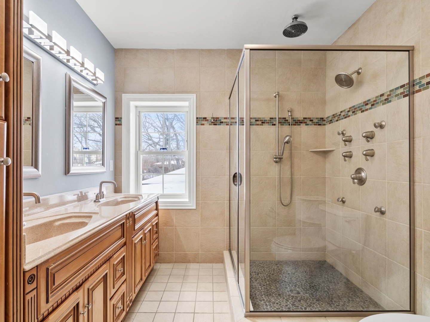 9340 S Vanderpoel Avenue, Chicago, IL 60643