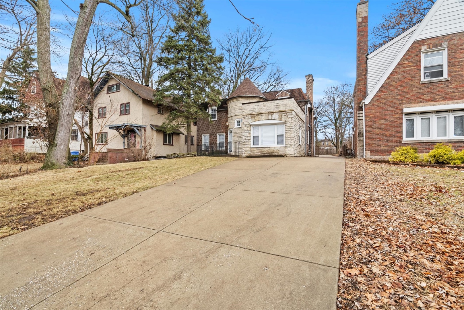 9340 S Vanderpoel Avenue, Chicago, IL 60643