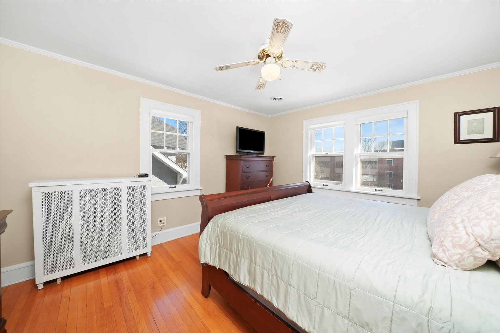 204 N Kensington Avenue, La Grange, IL 60525