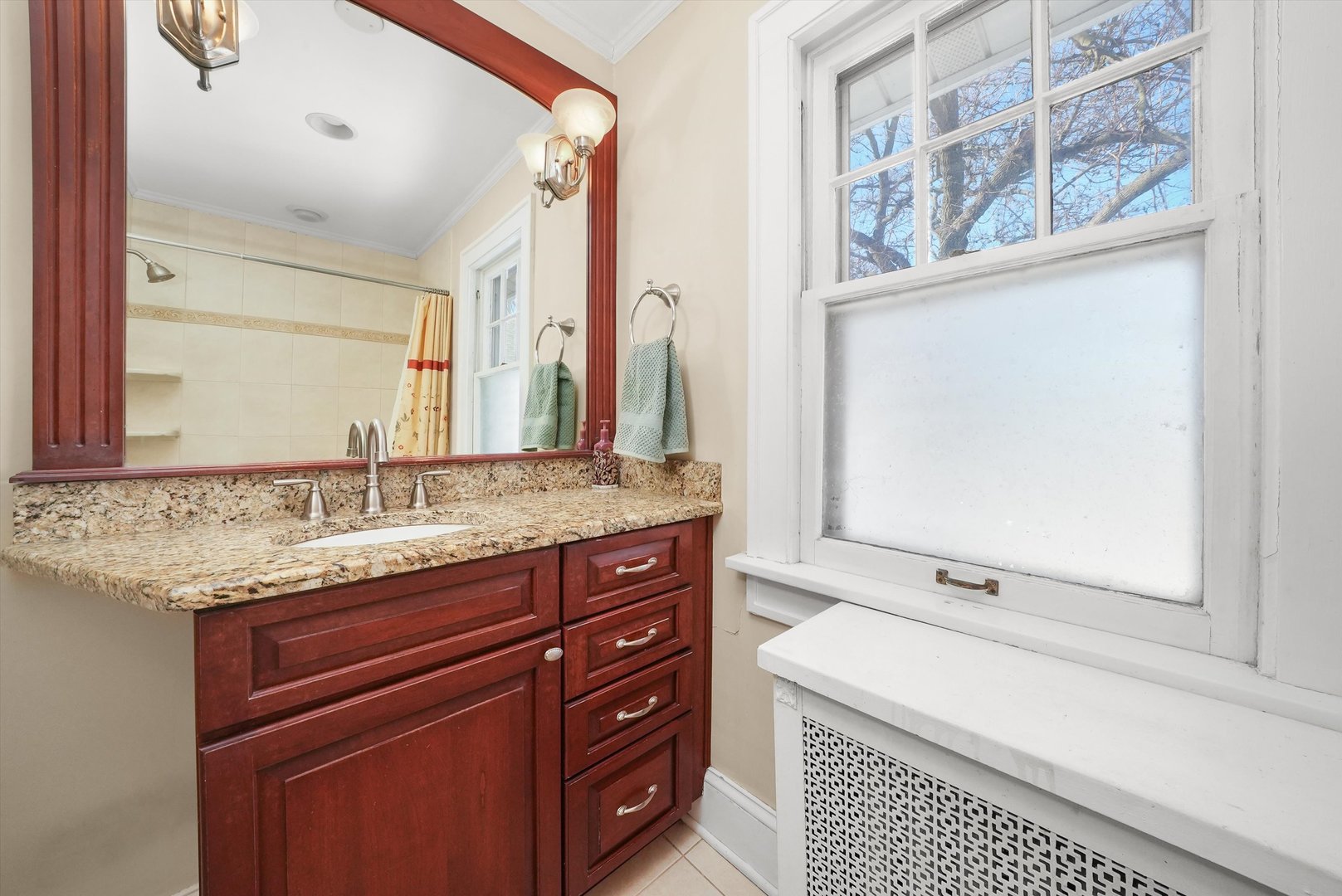 204 N Kensington Avenue, La Grange, IL 60525