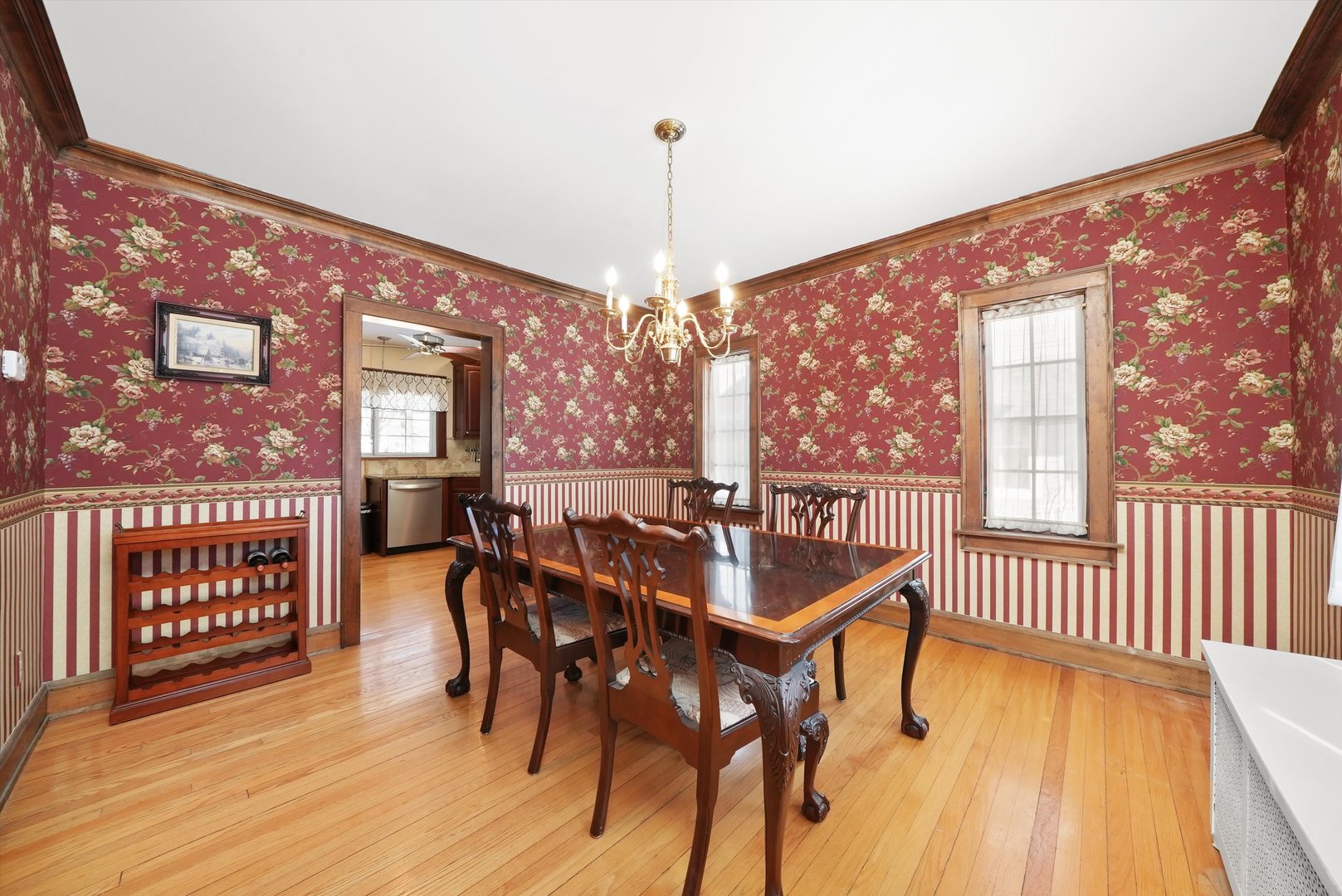 204 N Kensington Avenue, La Grange, IL 60525