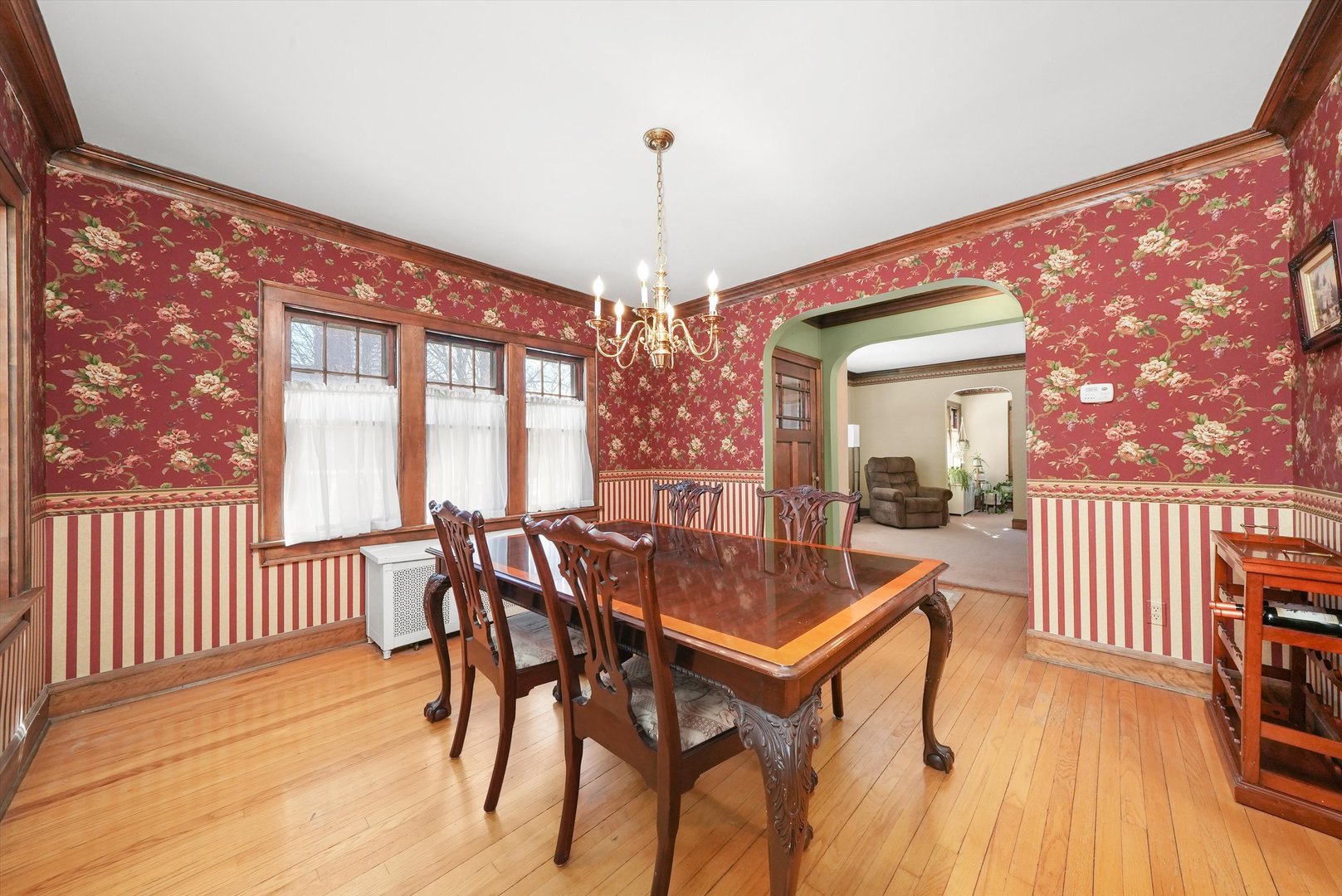 204 N Kensington Avenue, La Grange, IL 60525