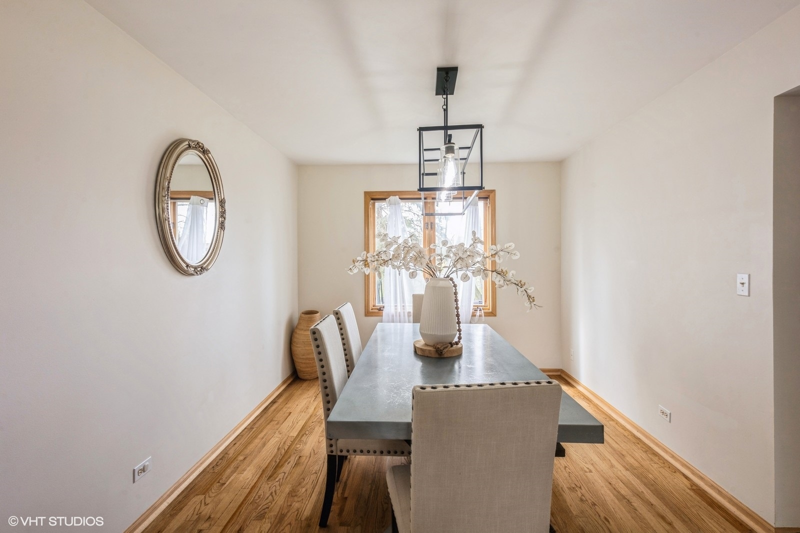 10401 Bloomfield Drive, Palos Park, IL 60464
