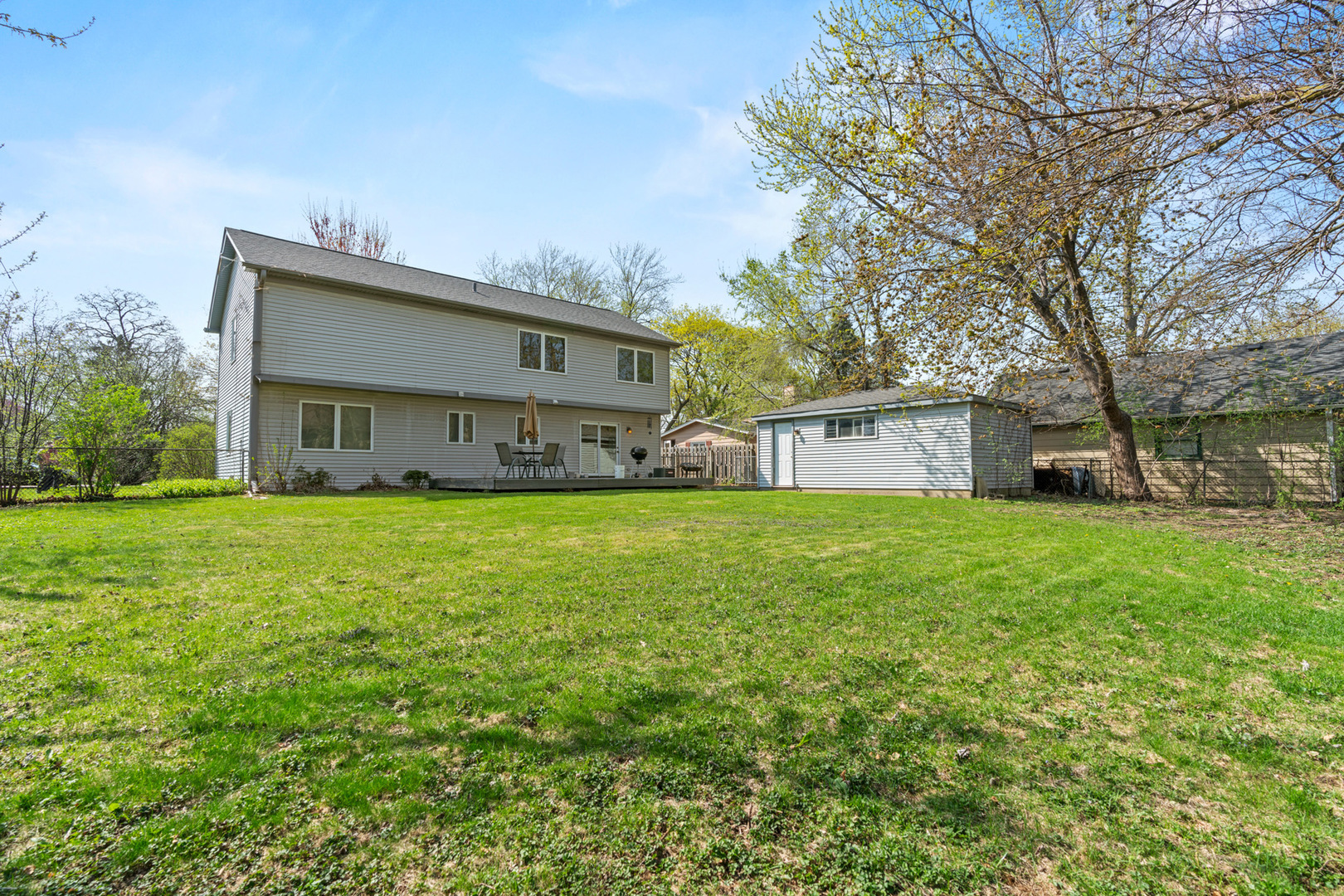 2344 Forest Avenue, Rolling Meadows, IL 60008