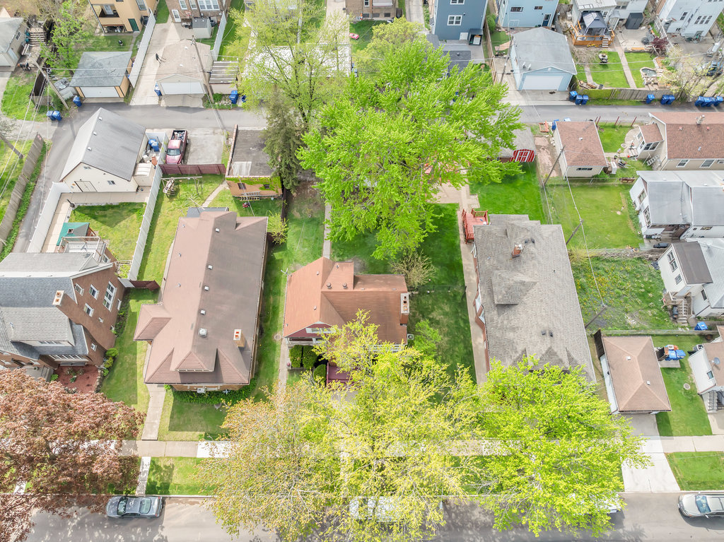 12616 Ann Street, Blue Island, IL 60406