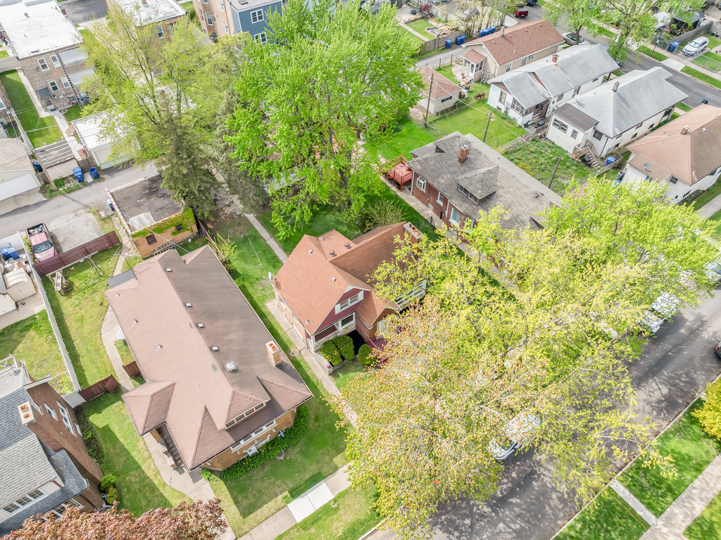 12616 Ann Street, Blue Island, IL 60406
