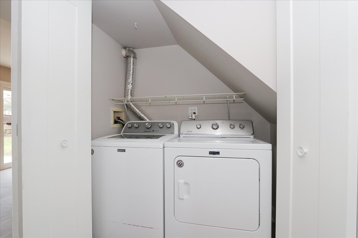 4990 Lichfield Drive, Hoffman Estates, IL 60010