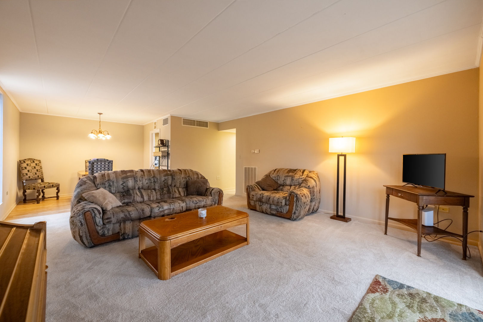 2900 Maple Avenue #5A, Downers Grove, IL 60515